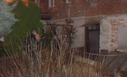 Zawaliła się jedna ze ścian budynku przy ul. Szubińskiej 15 w Bydgoszczy. Cztery rodziny zostały ewakuowane