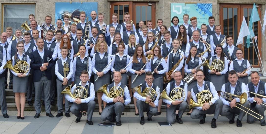 Większość  składu orkiestry parafialnej z Opola - Szczepanowic stanowią młodzi muzycy.  Ich młodsi koledzy już się przygotowują.
