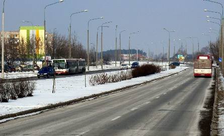 Drogowcy przebudują też kompleksowo istniejący, dwujezdniowy odcinek ulicy Mieszka I (od skrzyżowania z ulicą Żółkiewskiego do ulicy Piastowskiej).