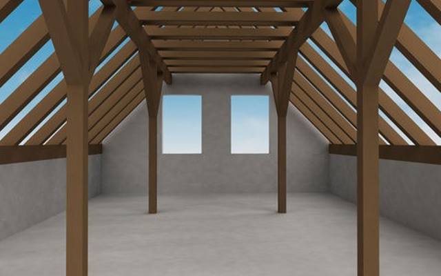 Więźba dachowa wykonywana tradycyjnymi metodami ciesielskimi ma najczęściej podpory. Gdy inwestor chce zmienić podział pomieszczeń na poddaszu poprzez