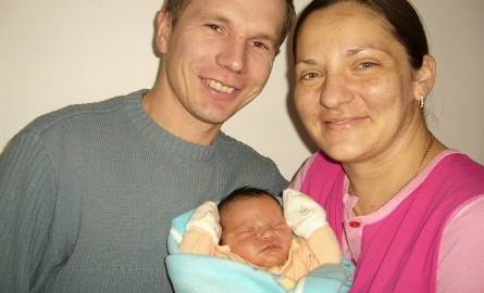 Julia Borawska z rodzicami