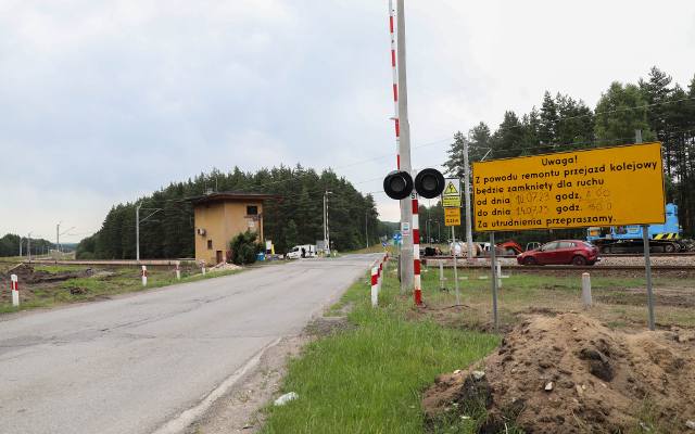 Będą utrudnienia na drodze Olkusz-Wolbrom. Od 10 lipca przejazd kolejowy w Rabsztynie będzie wyłączony z ruchu. Zobacz zdjęcia 