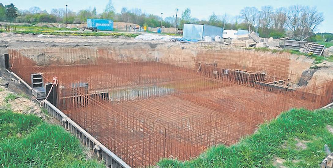 W roku 2015 gmina Szczecinek zrezygnowała z budowy oczyszczalni w Turowie, wydając na nią kilkaset tysięcy złotych
