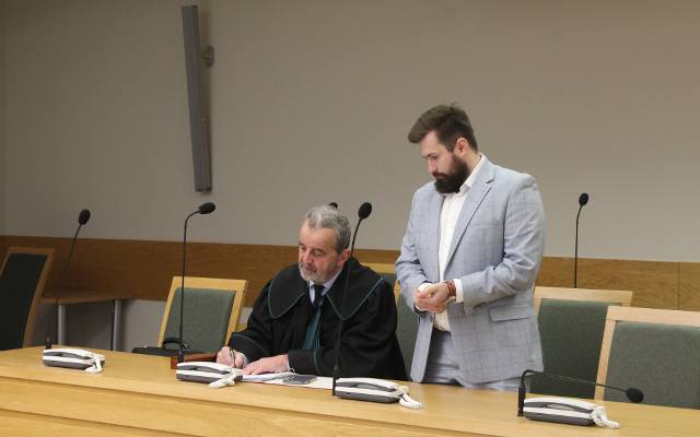 Wypadek z udziałem Beaty Szydło w Oświęcimiu. We wtorek w krakowskim sądzie mowy stron. Możliwy prawomocny wyrok dla kierowcy seicento