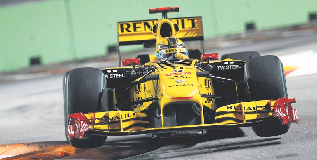 Zanim Robert Kubica uległ wypadkowi, jeden sezon ścigał się w barwach Renault. Przed kolejnym był faworytem do mistrzostwa świata. Obecnie francuski