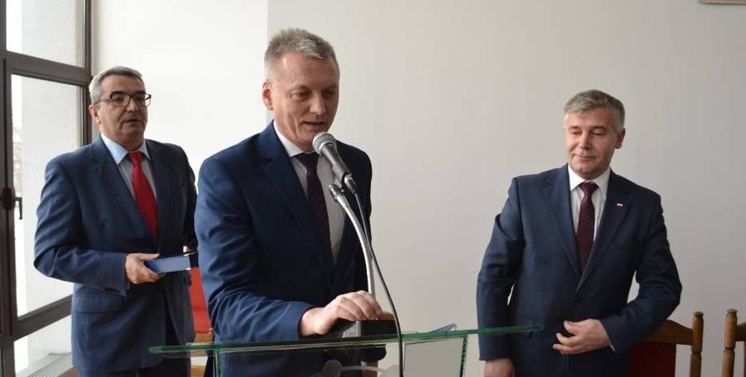 Myszków: Burmistrz Włodzimierz Żak stracił większość w Radzie Miasta