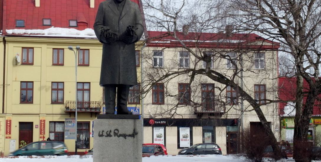 Pomnik Władysława Reymonta ufundowali robotnicy
