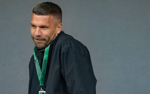 Lukas Podolski kończy 41. lat! Kluby, w których grał, składają życzenia legendzie futbolu
