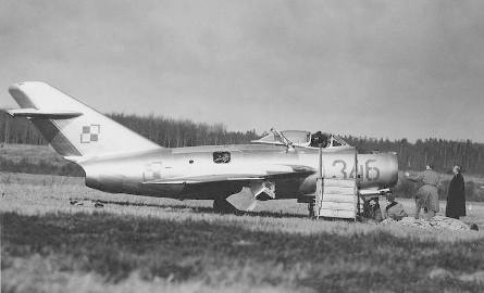 MiG-15. Radziecki samolot myśliwski, skonstruowany w 1947 roku, na którym uciekł Franciszek Jarecki na Bornholm.