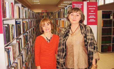 Alicja Holender kierownik "Szóstki" i Alicja Śliwa z biblioteki głównej - była szefowa "Szóstki" są naprawdę  za