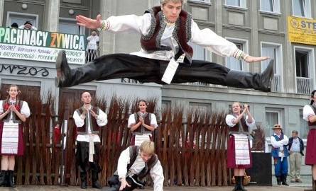 Ognisty taniec w wykonaniu polonusów z "Poloneza".