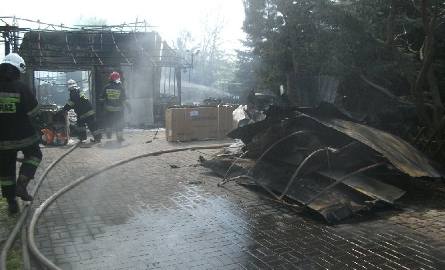 Setka nowych skuterów poszła z dymem. Ogromne straty po pożarze w Skarżysku-Kamiennej
