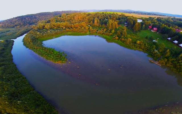 „Naj” jeziora w Polsce. Poznaj akweny, które są krajowymi rekordzistami. Gdzie znajduje się najczystsze jezioro w Polsce?