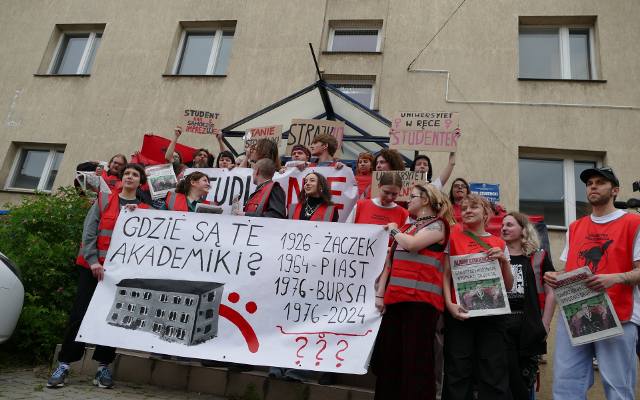 Studenci UJ rozpoczęli okupację nieczynnego akademika w Krakowie. Chcą ponownego otwarcia 