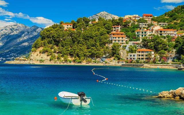 Ile kosztują wakacje 2024 w Chorwacji? Zdrożały czy potaniały? Sprawdź aktualne ceny noclegów, paliwa, all inclusive