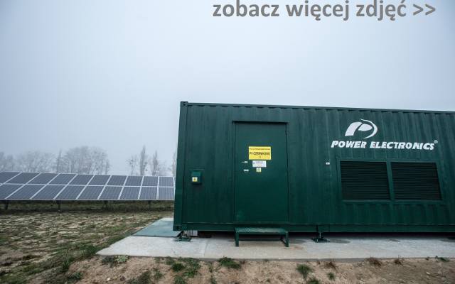 Czernikowo zaopatruje Polskę w prąd. Pole paneli słonecznych [wideo, zdjęcia]