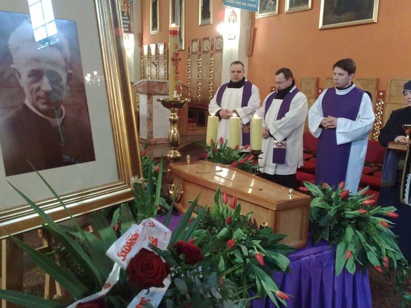 Ksiądz kanonik Kazimierz Michalski zostanie pochowany przy konkatedrze w Zielonej Górze                                             