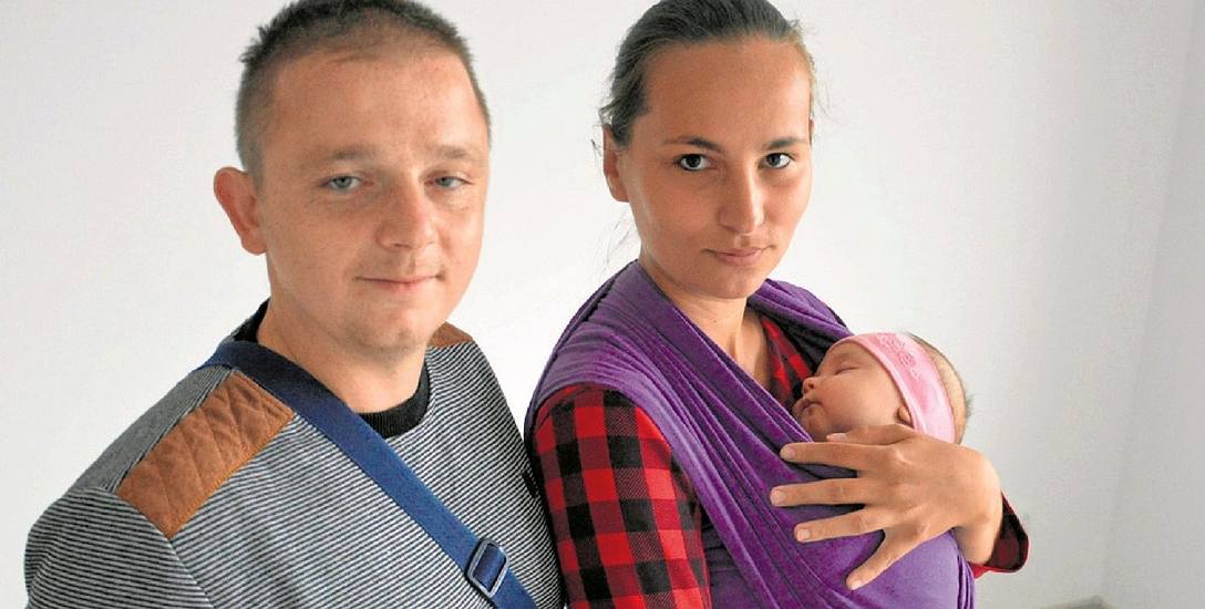 Beata i Kamil Kozłowscy z córeczką Blanką są jedną z rodzin, które zamieszkają w nowym bloku TBS w Głogowie.
