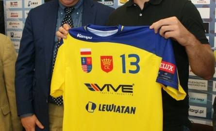 Lipiec’13. Pięcioletni kontrakt z Vive Targi Kielce podpisał mistrz świata Julen Aguinagalde