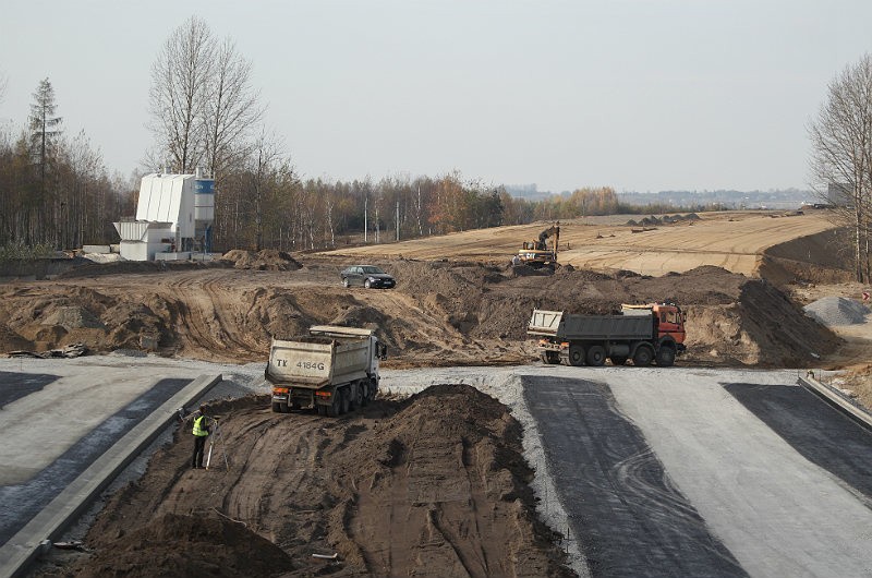Kontrolerzy NIK są przekonani, że opóźnień i strat przy budowie rzeszowskiego odcinka autostrady można było uniknąć, gdyby podkarpacki oddział GDDKiA