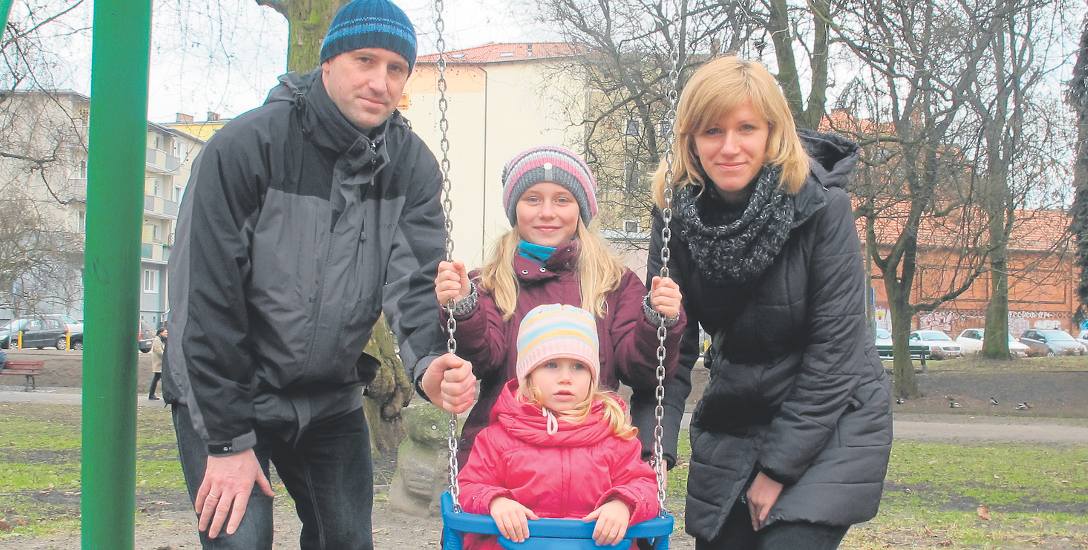 Luiza i Jarosław Kaczmarczyk z Gorzowa wychowują dwie córeczki: 10-letnią Alicję i trzyletnią Hanię. Program 500+ skierowany jest m.in. do takich rodzin,