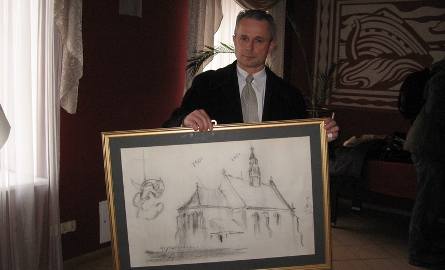 Sławomir Adamiec prezentuje dwa cenne szkice profesora Wiktora Zina ukazując e kościół w różnych fazach istnienia