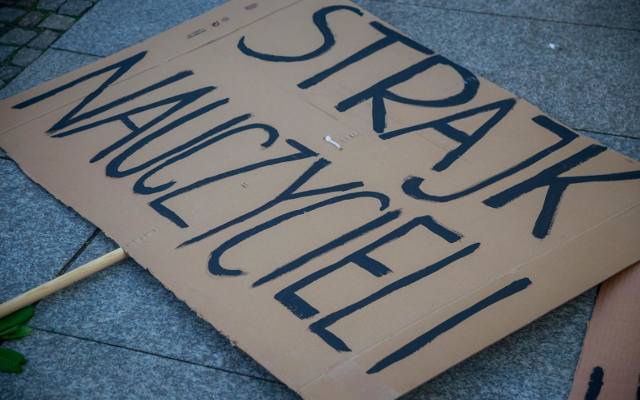 Strajk nauczycieli 2019: Termin protestu włoskiego został przesunięty. ZNP najpierw przeprowadzi akcję informacyjną