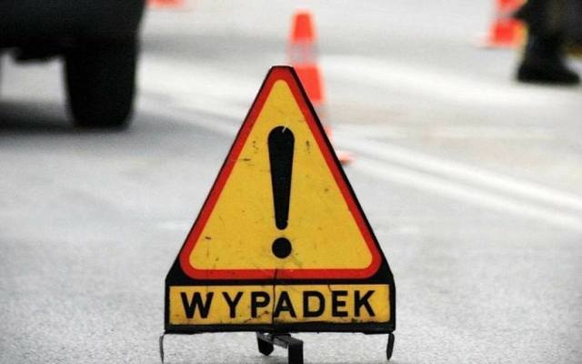 Poważny wypadek dwóch samochodów w Jeżówce. Troje dorosłych i niemowlę w szpitalu. Na miejscu lądował LPR