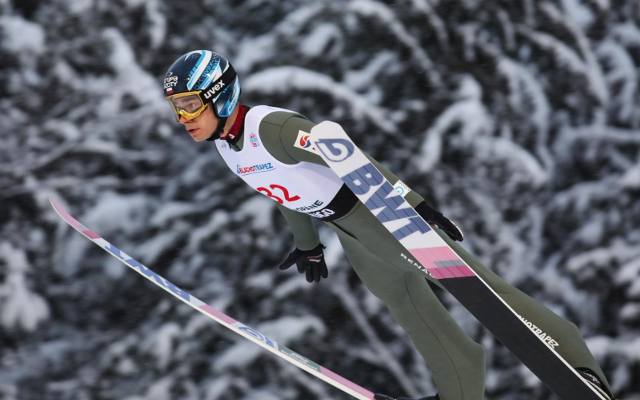 Skoki narciarskie MŚ Oberstdorf 2021. Oficjalny trening w środę bez Piotra Żyły, Dawida Kubackiego i Kamila Stocha