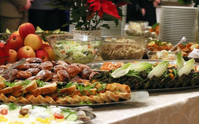 Tradycyjne i sprawdzone przepisy na dania wigilijne od znanych polskich restauratorek. Te dania powinny znaleźć się na każdym stole