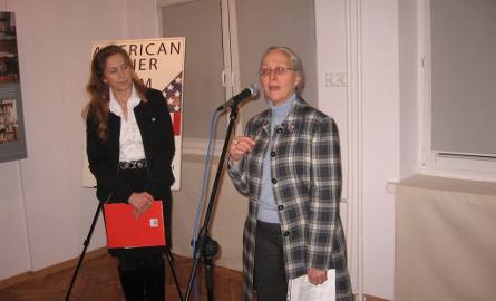 Gościem wernisażu była . Suzanne Miller z Ambasady USA w Warszawie.