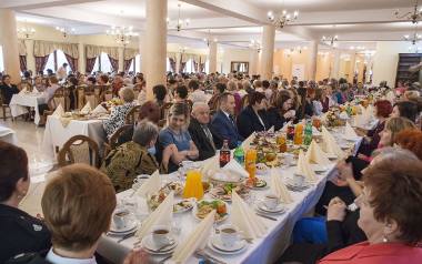 Ponad 300 osób wzięło udział w imprezie zorganizowanej przez władze miasta i gminy Sędziszów z okazji Dnia Kobiet. Podobne spotkania organizowane są