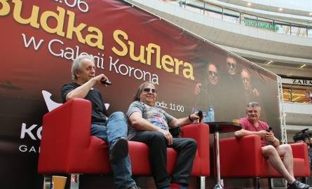 Krzysztof Cugowski, Romuald Lipko i Tomasz Zeliszewski spotkali się ze swoimi fanami w Galerii Korona w Kielcach.