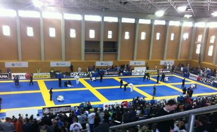 Tak wyglądała arena zmagań w Londynie w London International Brasilian Jiu Jitsu Open 2012.