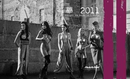 Znana sieć handlowa wydała kalendarz z odważnymi erotycznymi zdjęciami kobiet (foto)