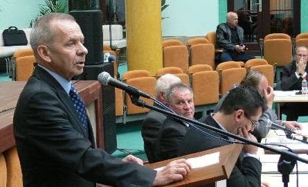Zdzisław Kobierski zapowiedział, że złoży wniosek o obniżenie prezydentowi dodatku funkcyjnego za karę.