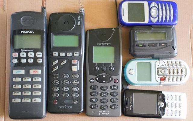 Te stare telefony komórkowe są warte fortunę. Kolekcjonerzy szukają tych modeli. Sprawdź czy masz je w domu! 01.03.2024