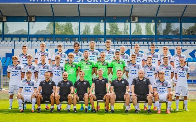 2. liga. Kadra Hutnika Kraków w sezonie 2024/2025. Piłkarze i sztab szkoleniowy po zmianach w letnim okresie transferowym 