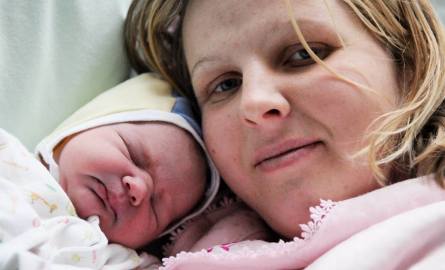 Oliwia Czubała (o wadze 3.440 gram i wysokości 54 cm) przyszła na świat wczoraj o godz. 7.45 jako pierwsze dziecko w nowym roku w zielonogórskim szpitalu.
