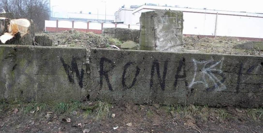 Co z napisami na toruńskich murach z początków "Solidarności"?