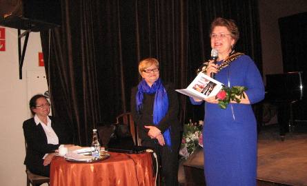 Znaczenie albumu podkreśliła obecna na promocji Elżbieta Sobótka, w latach  2006-2012 Konsul Generalny Rzeczypospolitej Polskiej w Monachium.