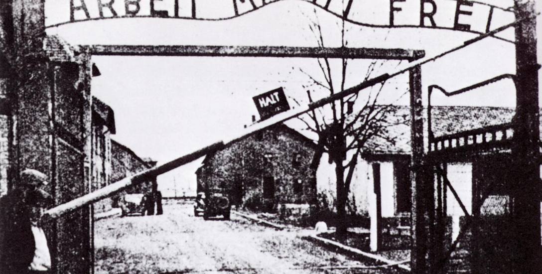 14 czerwca 1940 r. z więzienia w Tarnowie pierwszy raz przetransportowano więźniów do nowopowstałego, niemieckiego obozu koncentracyjnego  Auschwitz-Birkenau.