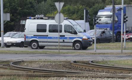 Bydgoszcz: dwa tramwaje zderzyły się na rondzie Toruńskim. Są ranni