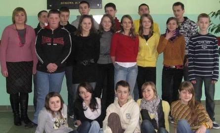 Klasa III B z Publicznego Gimnazjum w Bukowej zwyciężyła wśród gimnazjalistów.