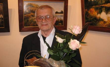 Andrzej Minajew (1946 – 2012)Absolwent ASP w Warszawie, malarz, grafik i rysownik, związany z naszym miastem. Należał do najbardziej znanych i popularnych
