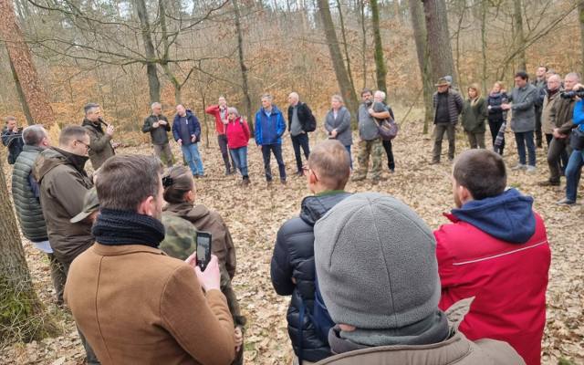 Ogromne spotkanie leśników z Poznania. Poznańska dyrekcja Lasów Państwowych zaprasza do dyskusji. 