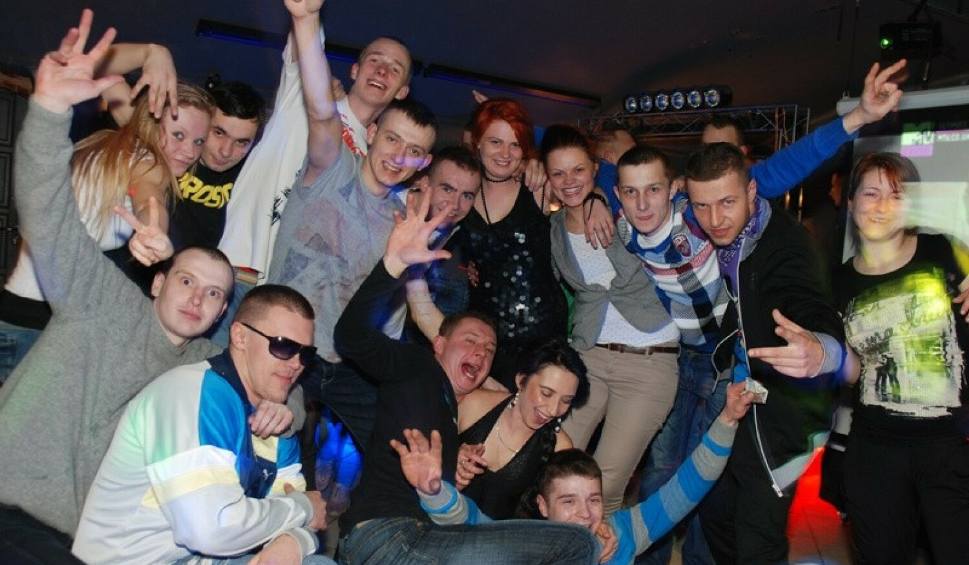 Film do artykułu: Tak bawiliście się w klubie Piwnica w Radomiu. Pamiętacie te imprezy? Zobaczcie archiwalne zdjęcia. Część druga