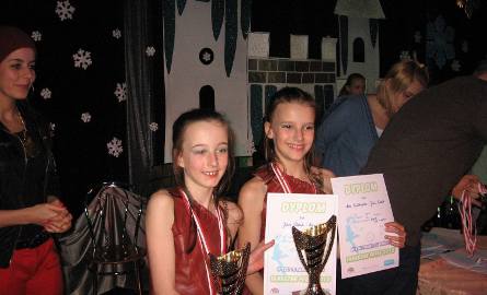 Duet: Julia Dzbuk i Anna Fijałkowska - I miejsce w kategorii 7- 11 lat.