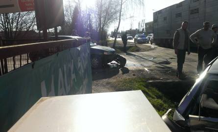 Karambol w Milejowicach. TIR uderzył w opla (nowe fakty, zdjęcia)
