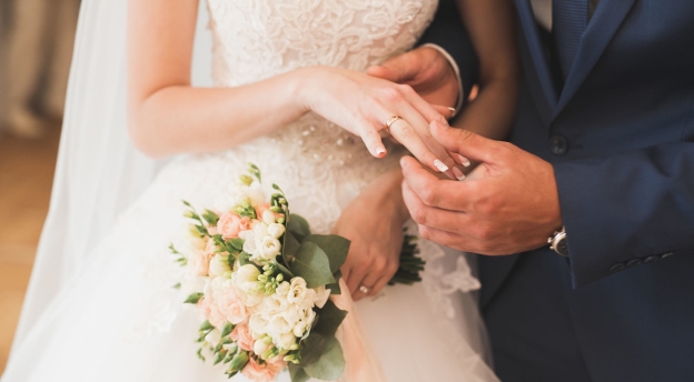 Nie do wiary, że wciąż w to wierzymy! Znasz najpopularniejsze przesądy na temat ślubu i wesela? QUIZ